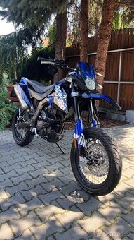 Aprilia sx 125 supermoto