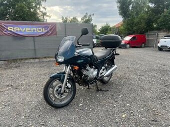 Yamaha XJ600