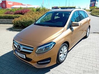 MERCEDES-BENZ B180 AT NAVI/LED/ČR/1.MAJ/TOP/ODPOČET DPH/