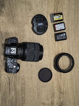 Sony A7 vč. Objektivu 28-70
