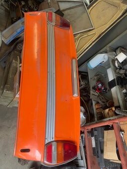 Škoda 105/120 zadní čelo