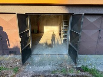 Pronájem Garáže Pardubice