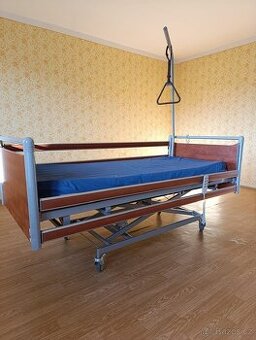 Elektrická polohovací postel