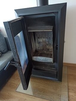 Krbová kamna DEFRO HOME SOLUM - černá