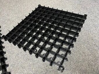 ZATRAVŇOVACÍ DLAŽDICE PLAST 48,5 x 48,5 x 3,5 cm