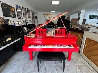 Červený klavír August Forster po opravě, REZERVACE