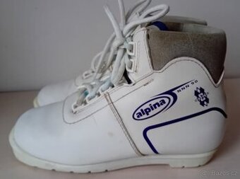 dětské běžecké boty NNN č. 3.5 zn. Alpine
