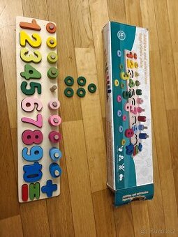 Dřevěná vkládačka čísla