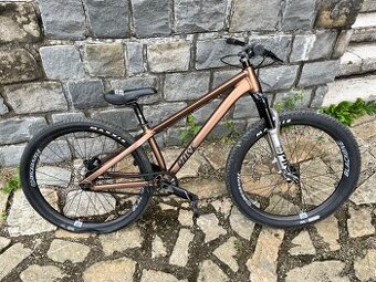 ROSE THE BRUCE 2 (2023) M