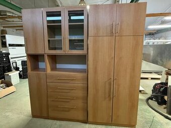 Úložná sestava skříní