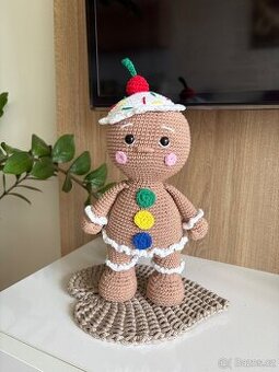 Háčkovaný Perníček - slečinka