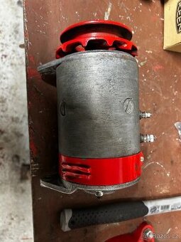 Dynamo 200W, Zetor