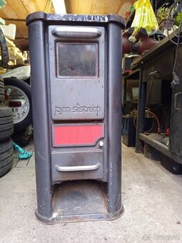 Kamna na pevná paliva