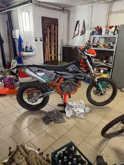 Ktm EXC-R 2008 s SPZ + Motardova kola