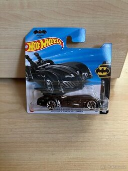 HW Batman & Robin Batmobile
