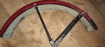 Babetta 210 - rám barva vínová