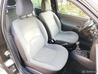 Renault Clio II facelift koupím sedačky na 3dv model
