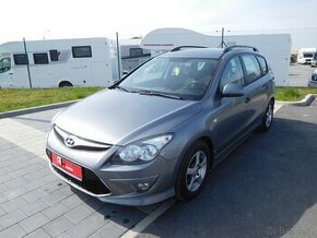 Hyundai i30 CW 1.6 CRDi 16V, 66kW, Tempomat, Klima