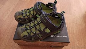 Sandálky Alpine Pro vel.33