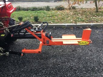 Štípačka za traktor WX 310
