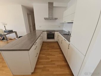 [REZERVACE] Kompletní kuchyně SCHREINER vč. spotřebičů