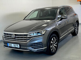Volkswagen Touareg, Elegance V6 3,0 TDI 4MOT 210kw rv.5/2021