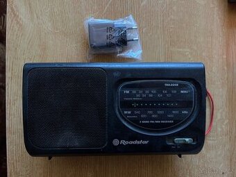 USB Nabíječka + bonus FM rádio Roadstar