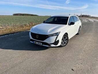 Peugeot 308 SW 1,5 HDI Automat 1. maj servis DPH