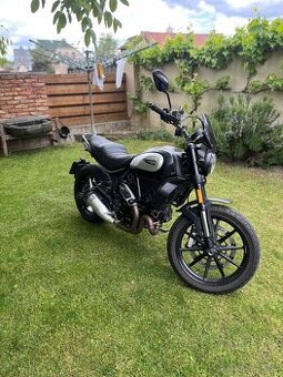 Ducati Scrambler 800