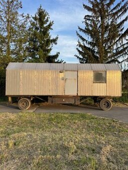 maringotka 8 x 2,4m dvouosá