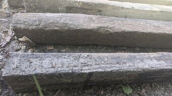 Železniční pražce 8 kusů – částečně prohnilé - 1