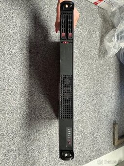 Server SUPERMICRO
