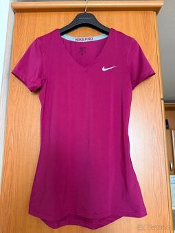 Běžecké tričko NIKE