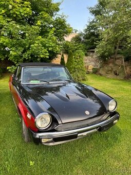 Fiat 124 Pininfarina cabriolet - 1