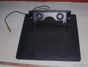Chladič pod notebook