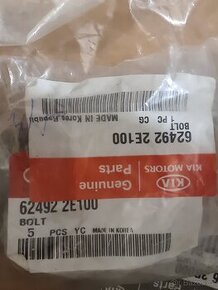 Pouzdro týče zavěšení motoru - 1