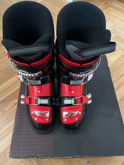 Juniorské lyžáky Nordica FIREARROW TEAM 3