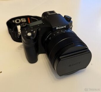 Prodám fotoaparát Sony DSC-RX10M4 - 1