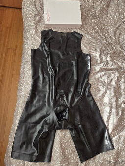 Latexové body (surfsuit) XL