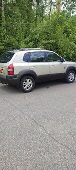 Hyundai Tucson 4x4, 2.0l, tažné zař.