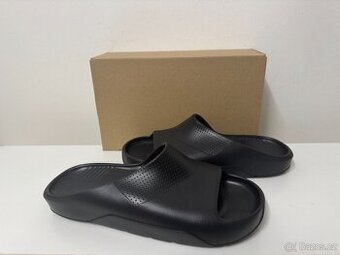 Nike Air Jordan Post Slide Triple Black vel.45/29cm