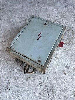 Elektroskříň z kompresoru orlik 2jsk - 1