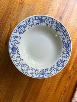 Retro porcelán MZ Czechoslovakia – sada 12 hlubokých talířů