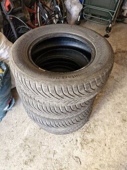 pneu 205/65 R15H