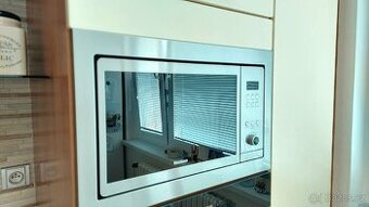 Vestavná mikrovlnka Blomberg MEE 3150 X – použitá, funkční