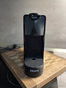 Kávovar Nespresso Essenza Mini Piano Black