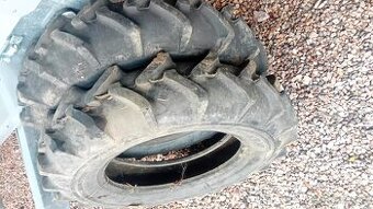 Kola na malotraktor