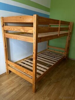 🛏️ Dvoupatrová postel z pravého dřeva (90 × 200 cm)