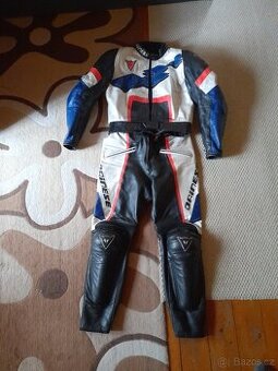 2 dílná dámská moto kombinéza Dainese vel. 48