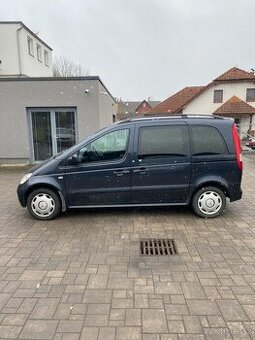 Prodám Mercedes Benz Vaneo 1,7 nafta Family